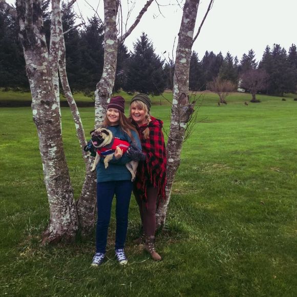 Meet your Posher, Jennifer - Picture 1 of 1